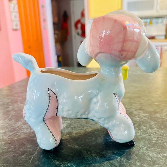 Vintage 1956 Lamb Planter Reliable Glassware
Pottery 512 B - Picture 5 of 8